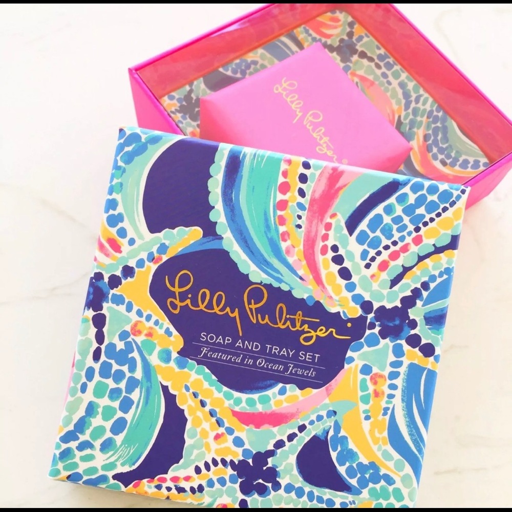 SOLD Lilly Pulitzer Soap Tray Set Ocean Jewels So Juicy